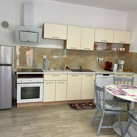 Apartmani Ira Вир Екстериор снимка