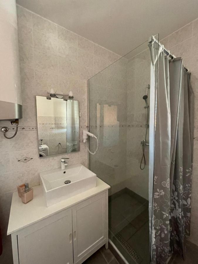 Apartmani Ira Вир Екстериор снимка